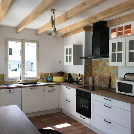 Jardin Arbore, Belle Maison Piscine Prázdninový dům *